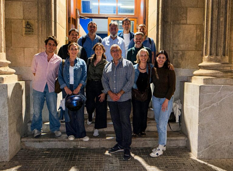 L’SPIB denuncia que els professionals que informen sobre el salari mínim o la crisi de l’habitatge en són els primers afectats